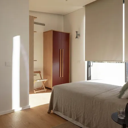 The Habitus Residence, A Design House Hébergement de vacances *