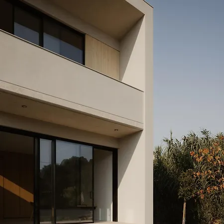 The Habitus Residence, A Design House Hébergement de vacances
